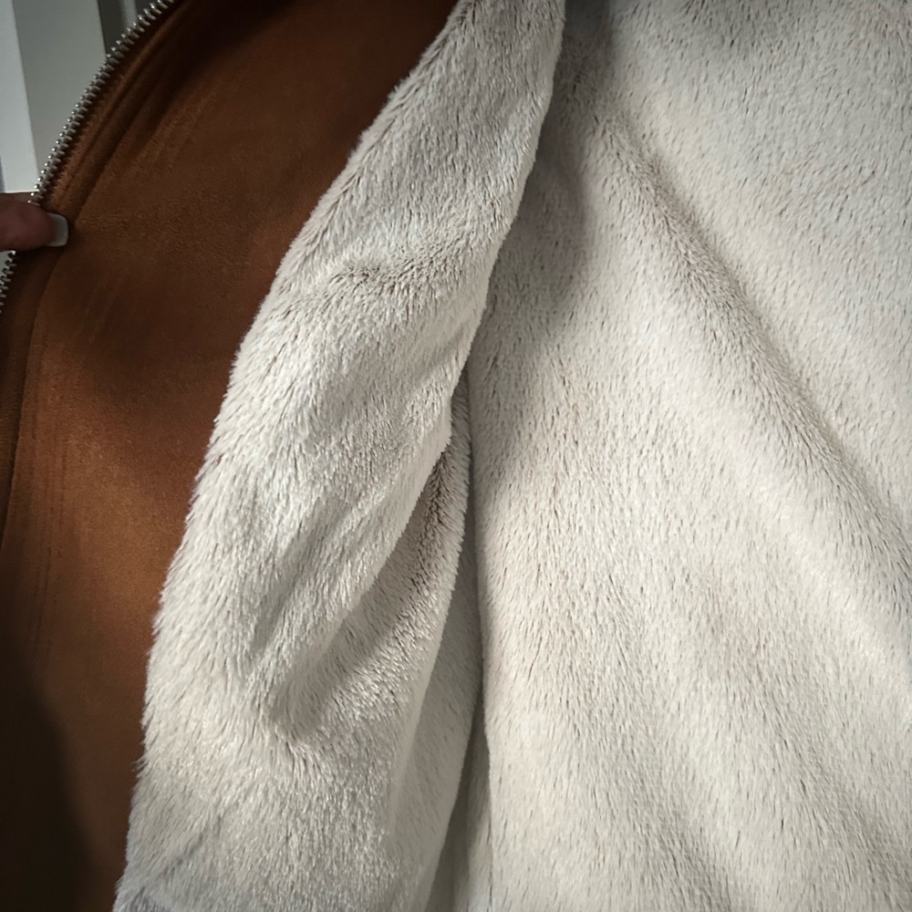 Faux suede tan. Interior lining. - Picture 9 of 10